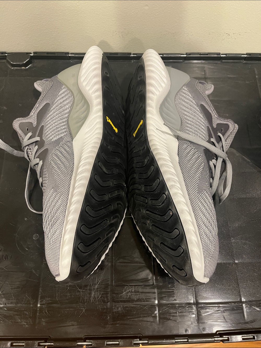 Adidas Alphabounce Grey Men’s Sneakers - Picture 4 of 11